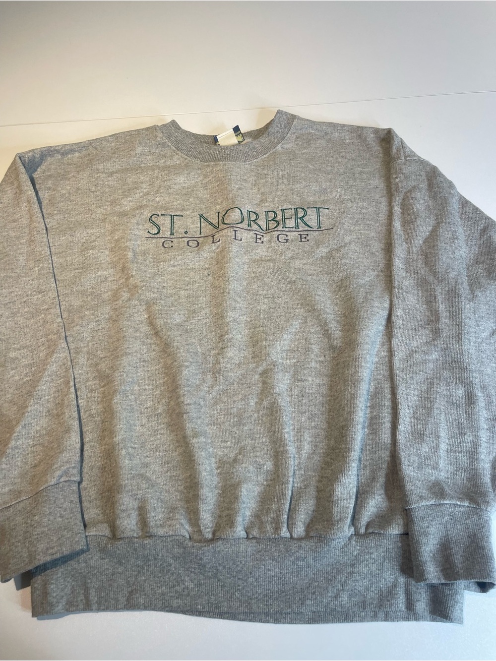 Women's Gray Crewneck Sweatshirt